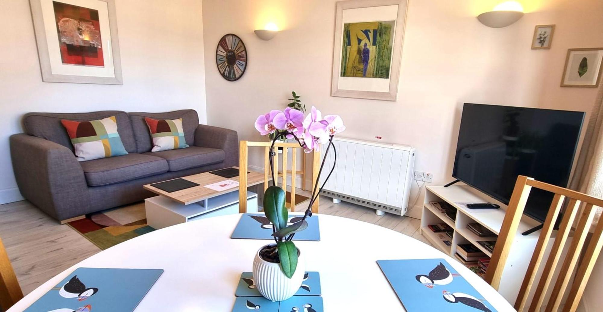 Heart Of Inverness-City Apartment Buitenkant foto