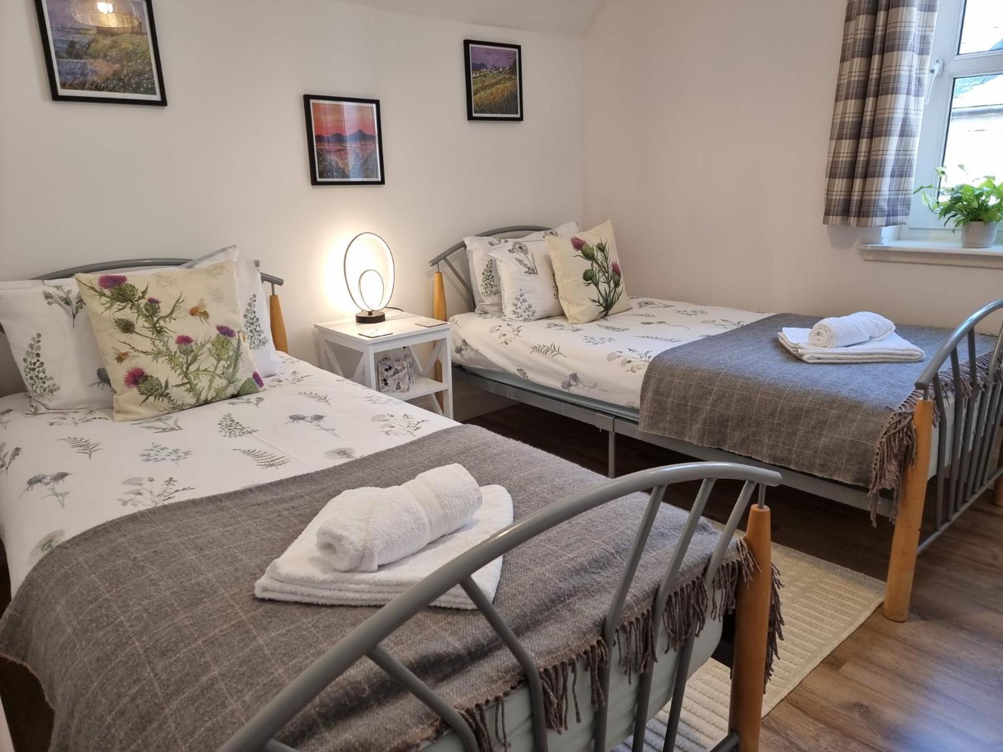 Heart Of Inverness-City Apartment Buitenkant foto