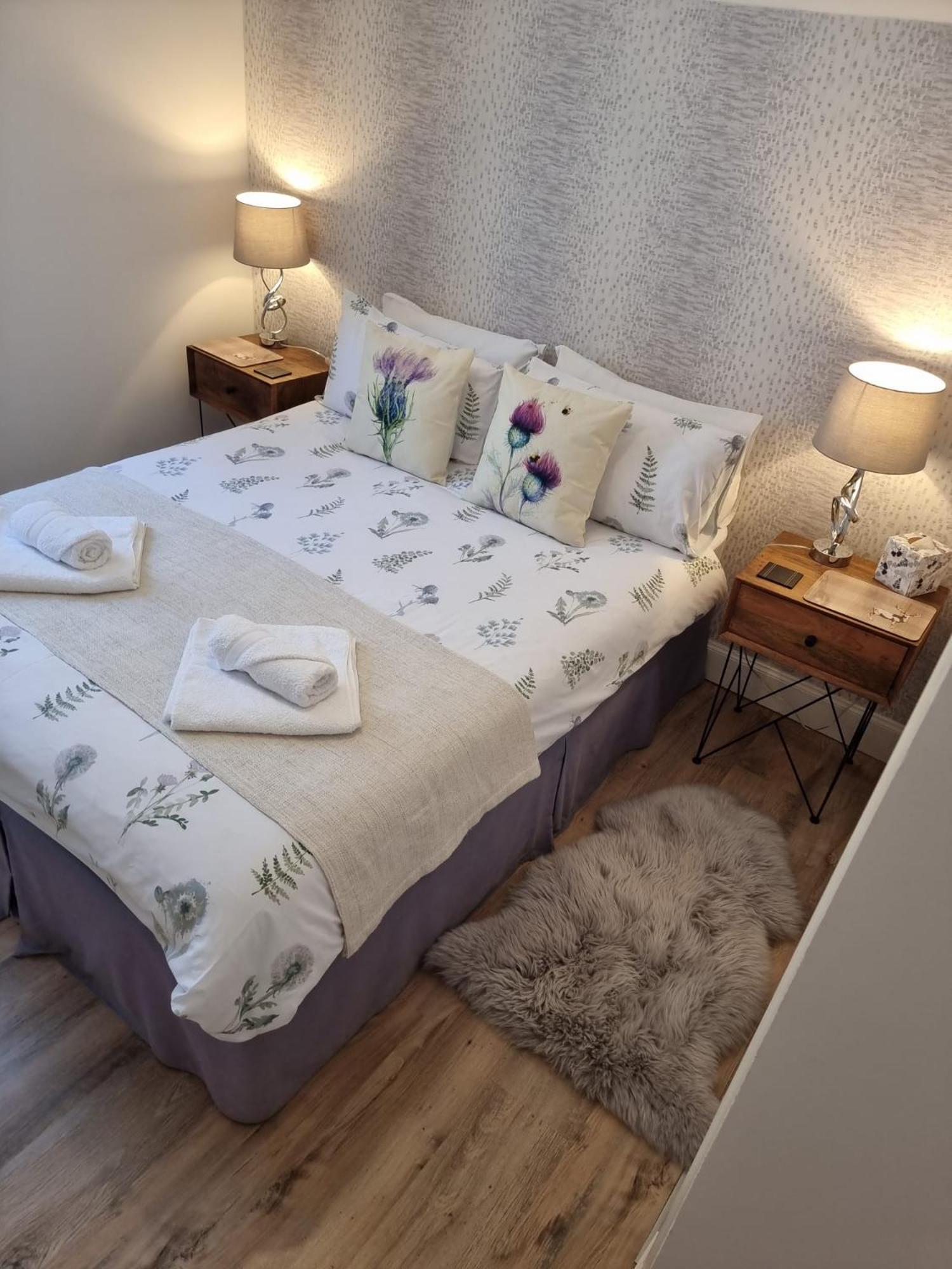 Heart Of Inverness-City Apartment Buitenkant foto